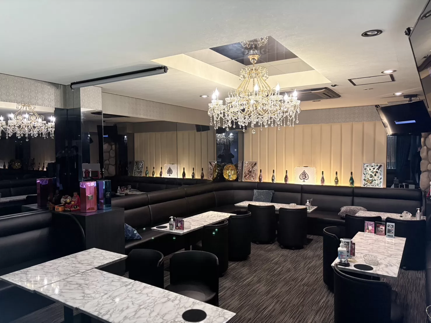 club East Blueの店内写真