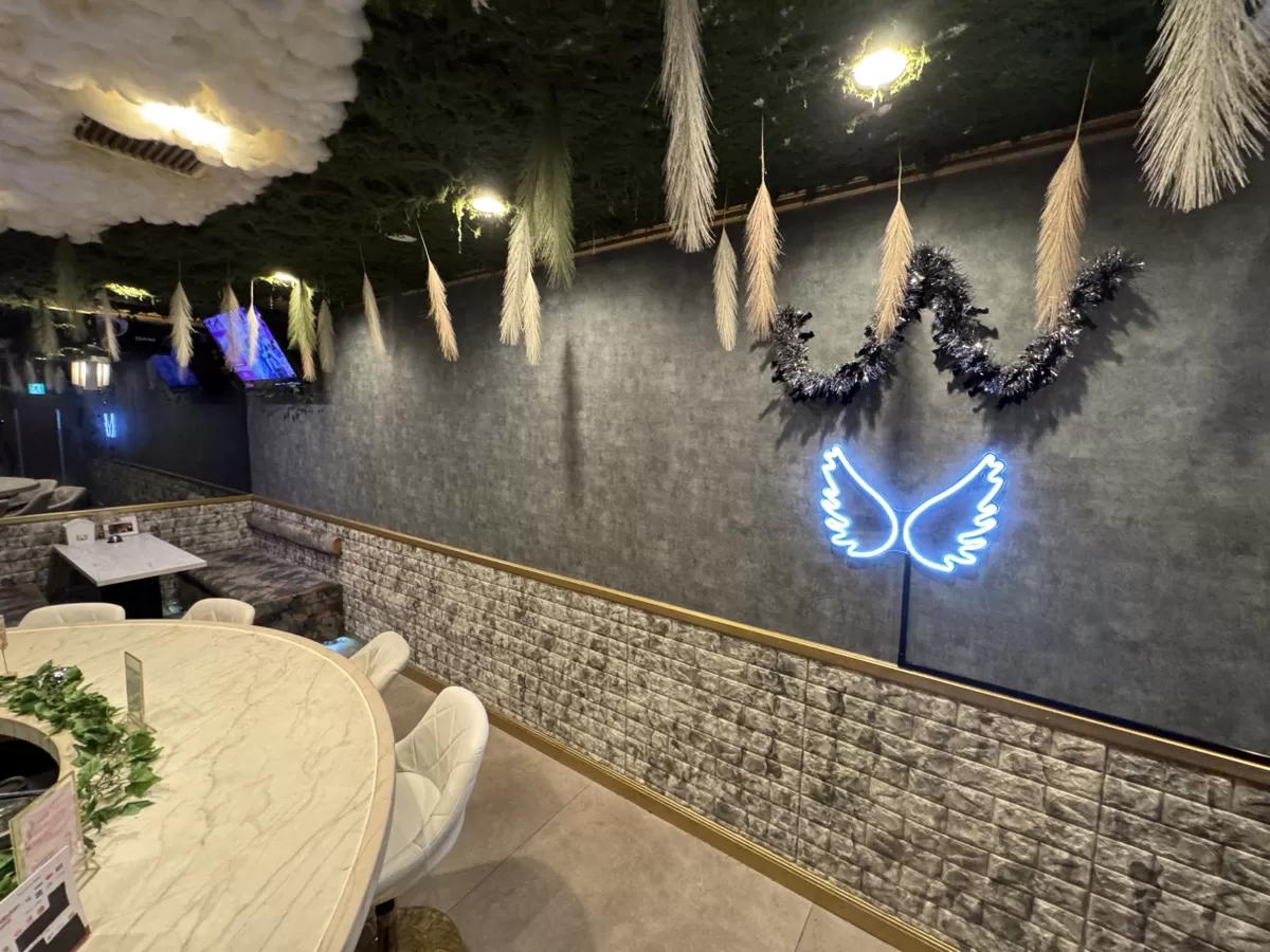 Cafe＆Bar CRYSTALの店内写真