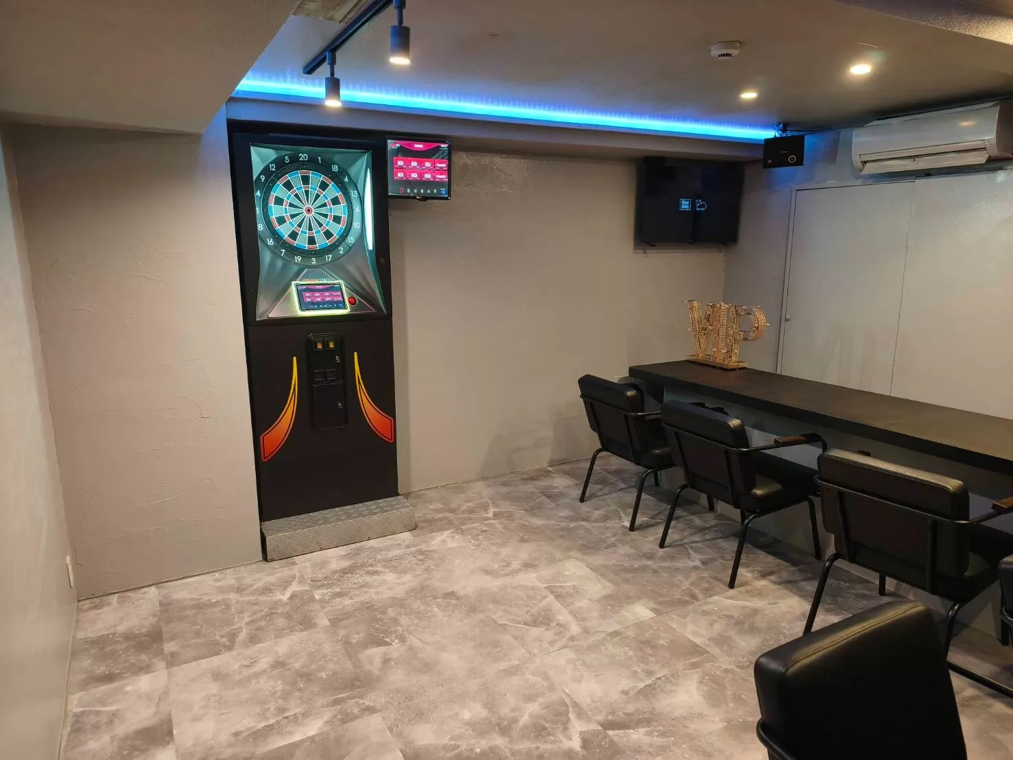 bar Aileの店内写真