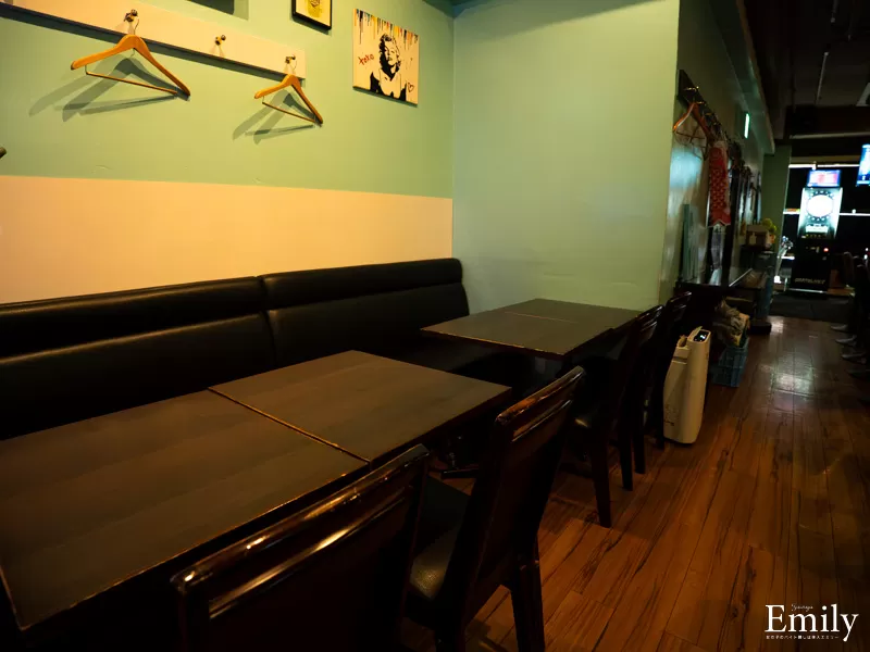 GIRL'S BAR TARANTULAの店内写真