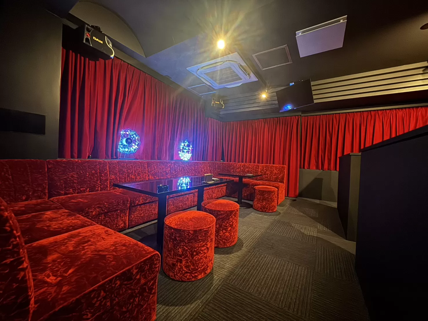 Girls Lounge Graceの店内写真