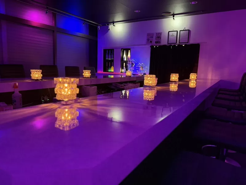 Girls Bar MILKの店内写真