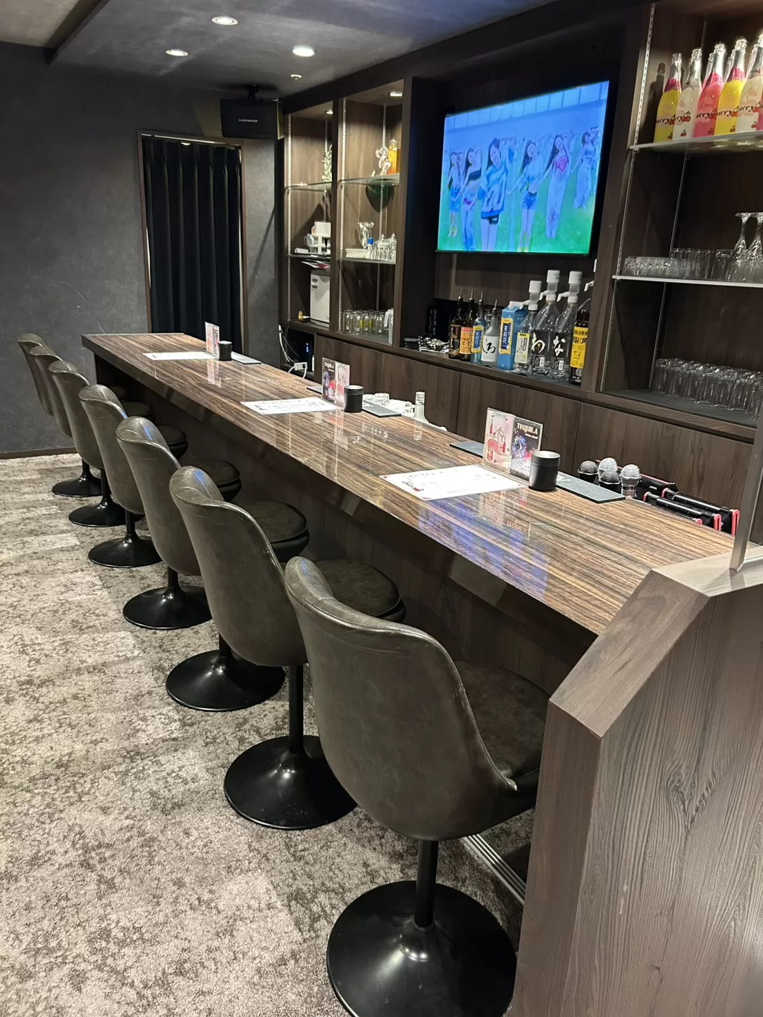 Girls Bar Cherryの店内写真