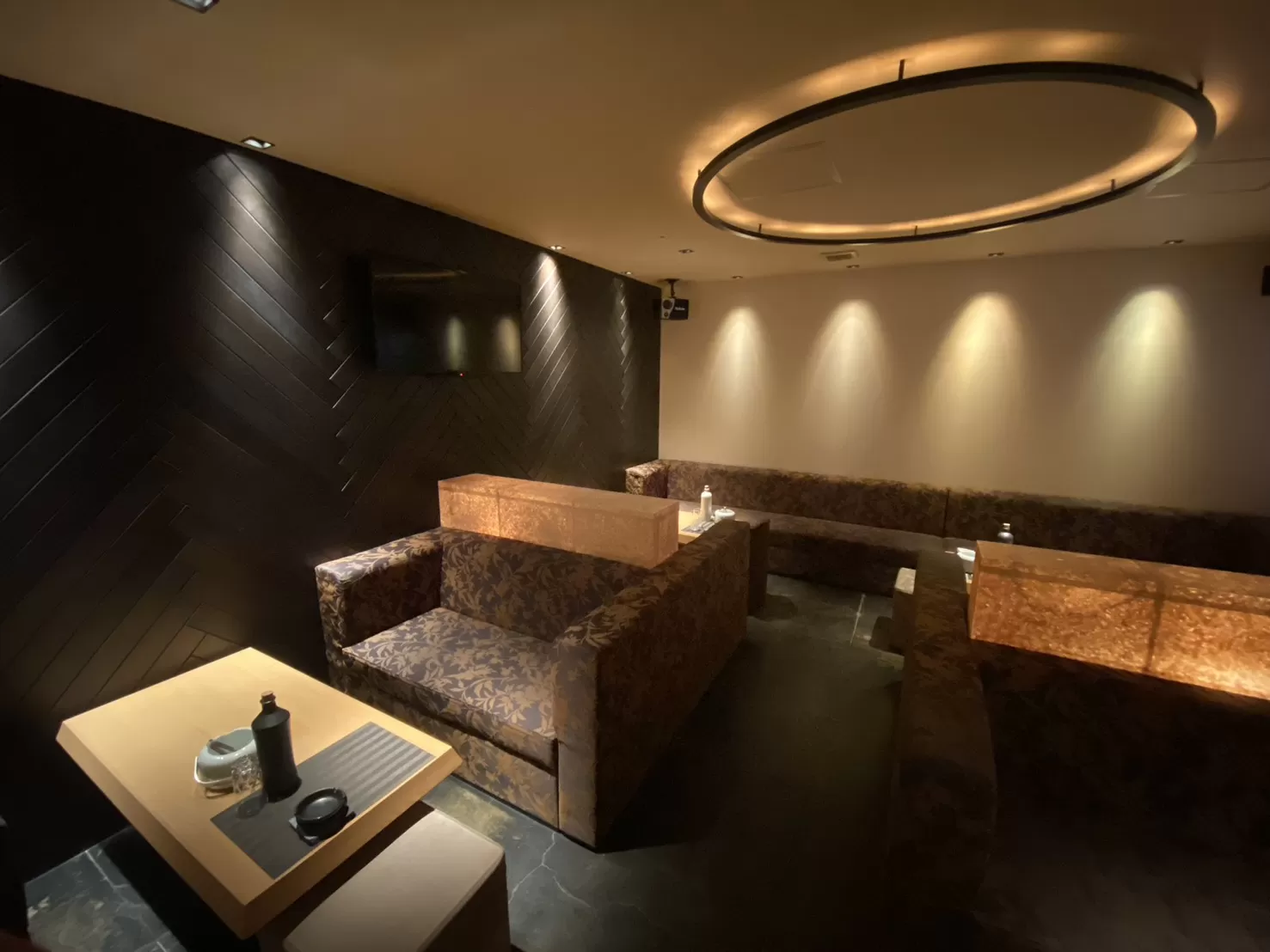 バー ひづきの店内写真