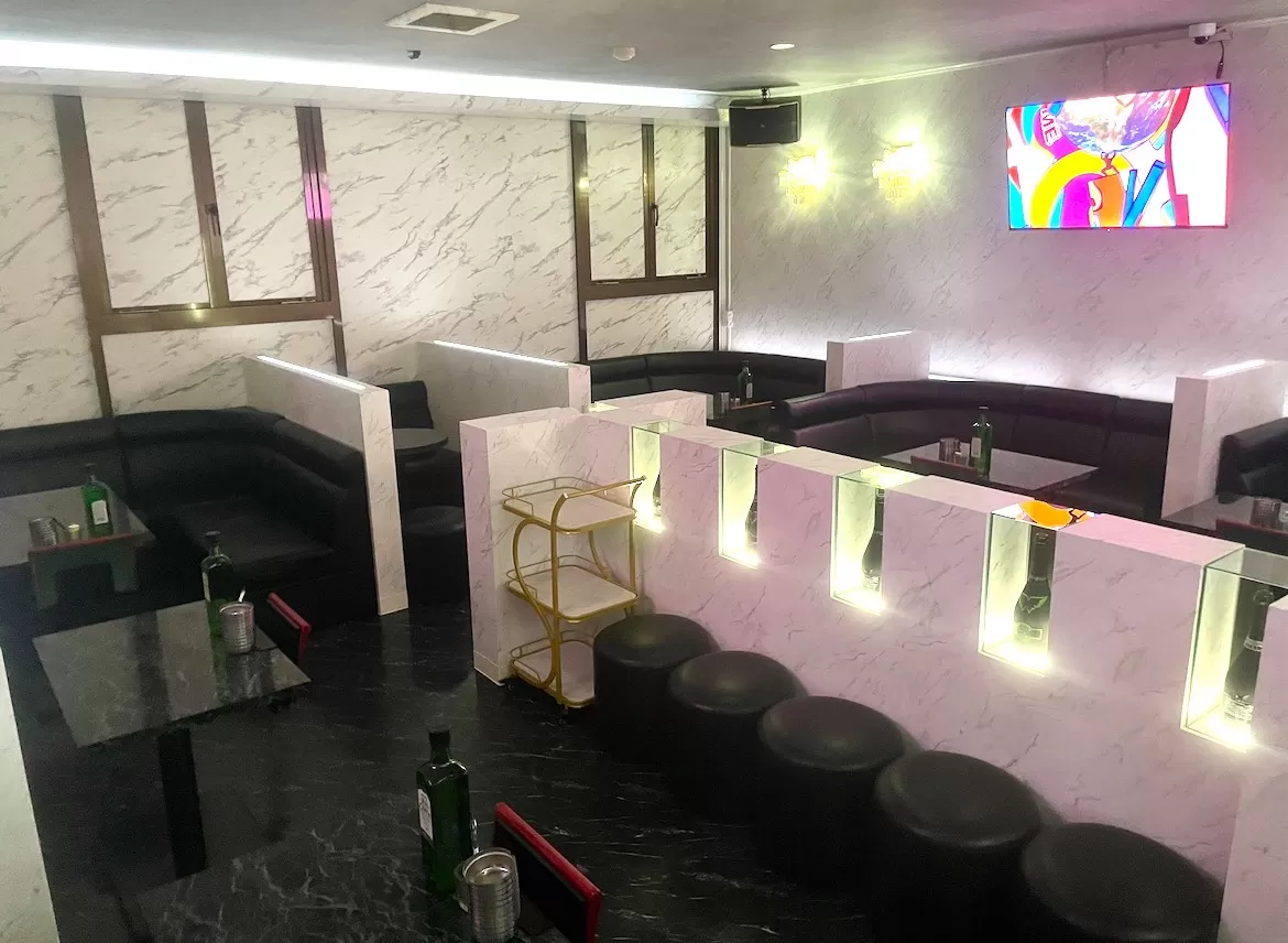 CLUB Reveの店内写真