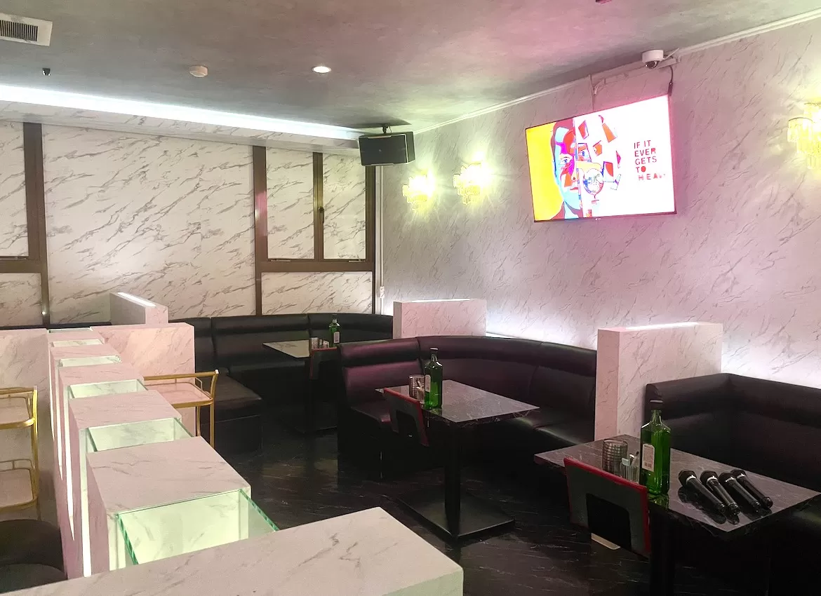 CLUB Reveの店内写真