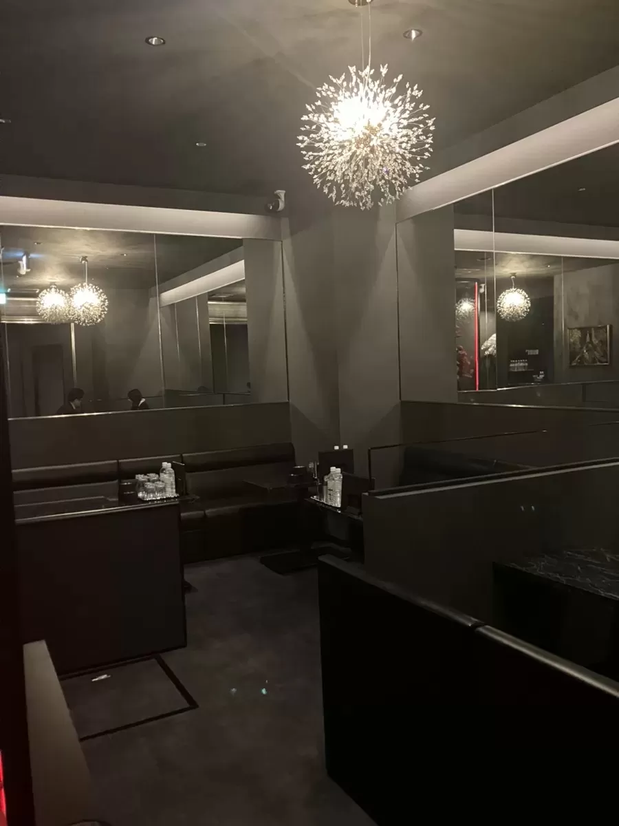 Club Annun（アンヌーン）の店内写真