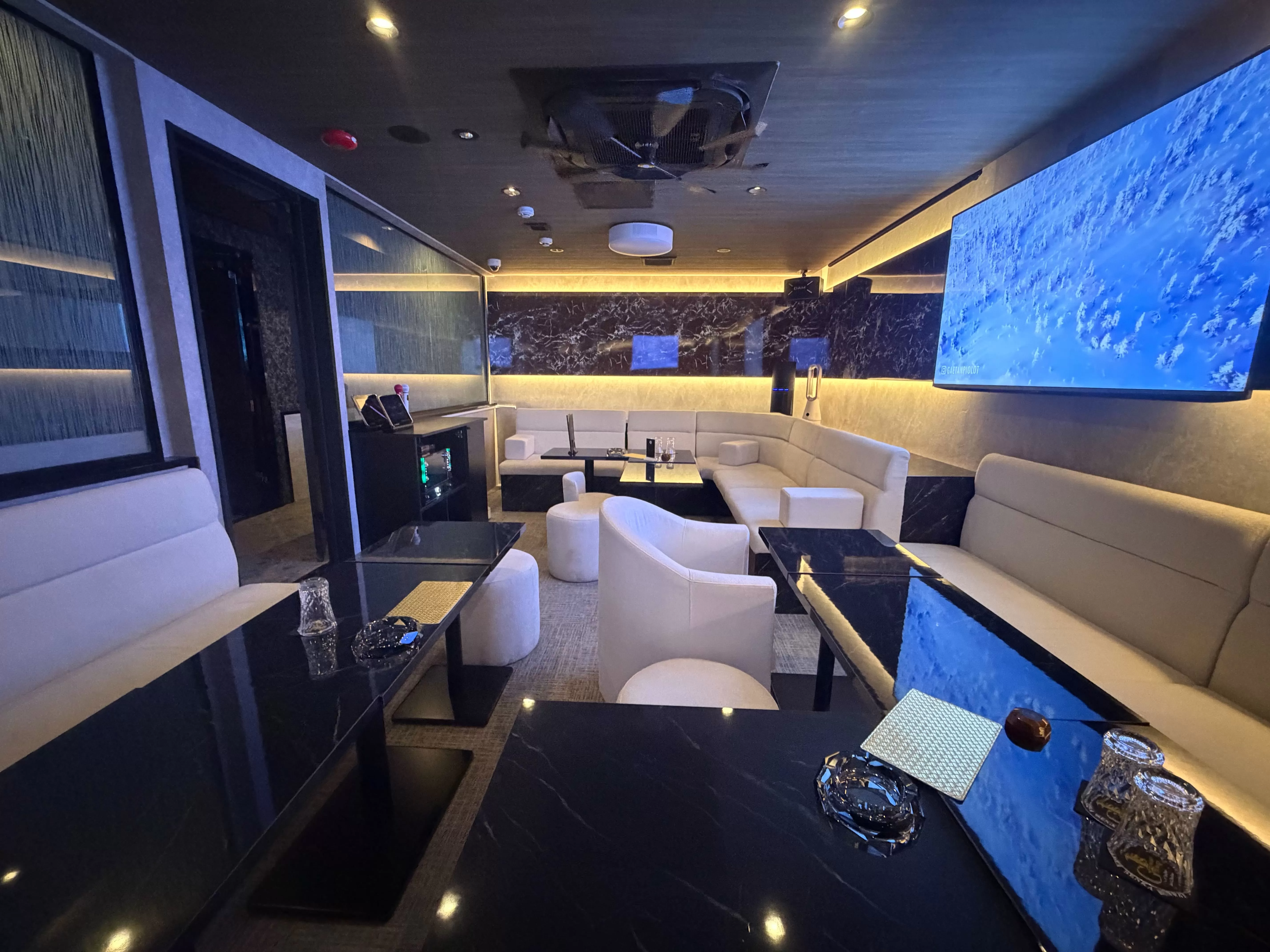Club Salonの店内写真