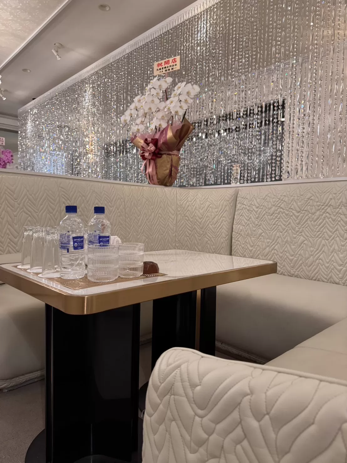 LOUNGE　幸良の店内写真