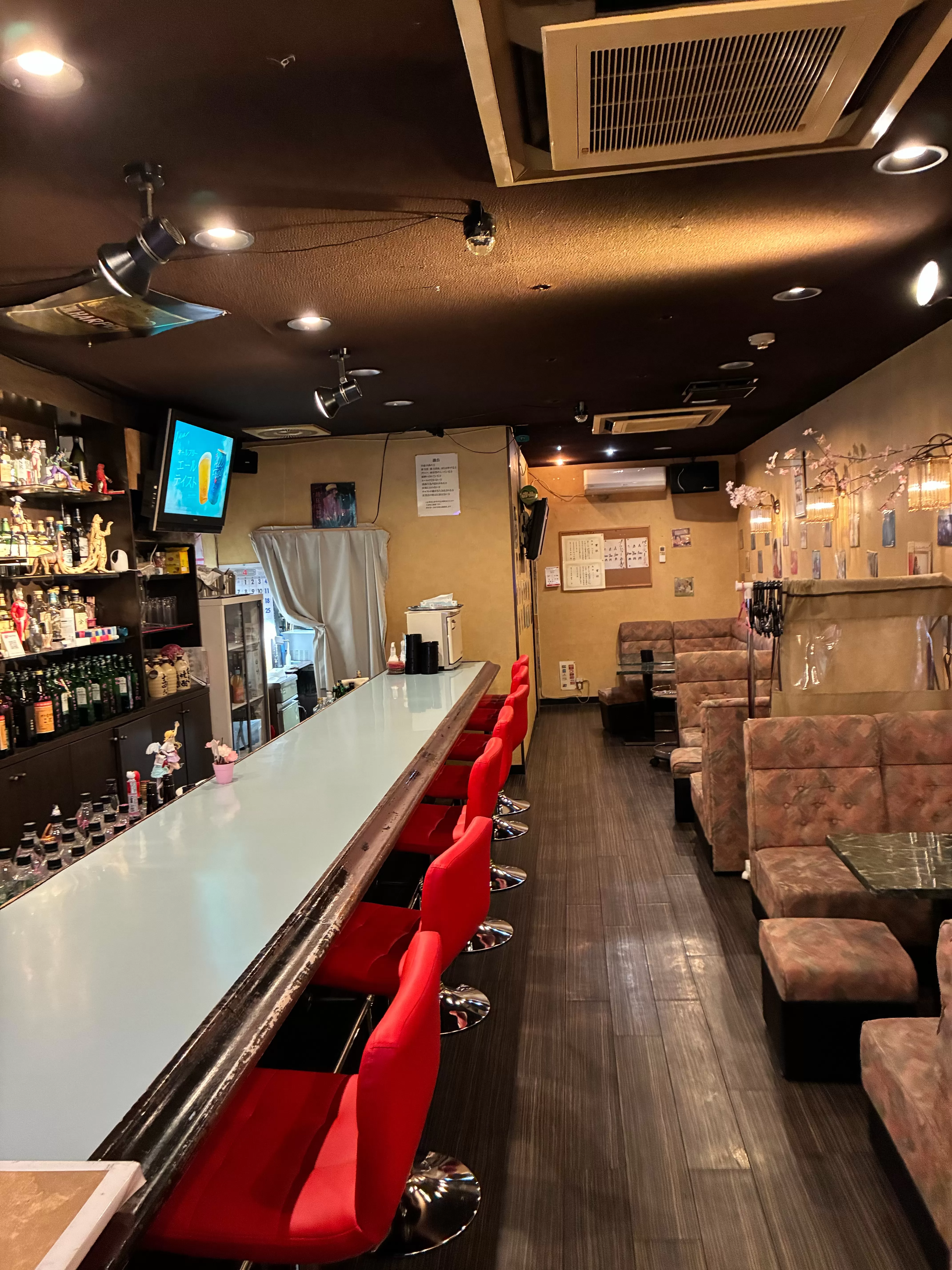 スナックらららの店内写真