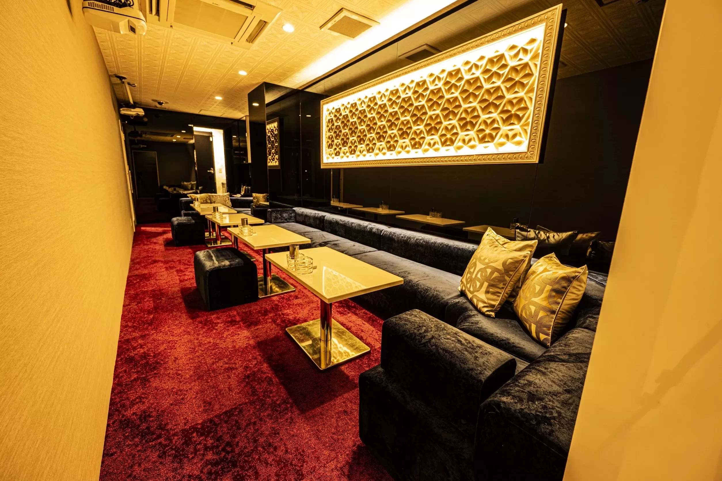 GENTLEMAN'S LUNARIA LOUNGEの店内写真