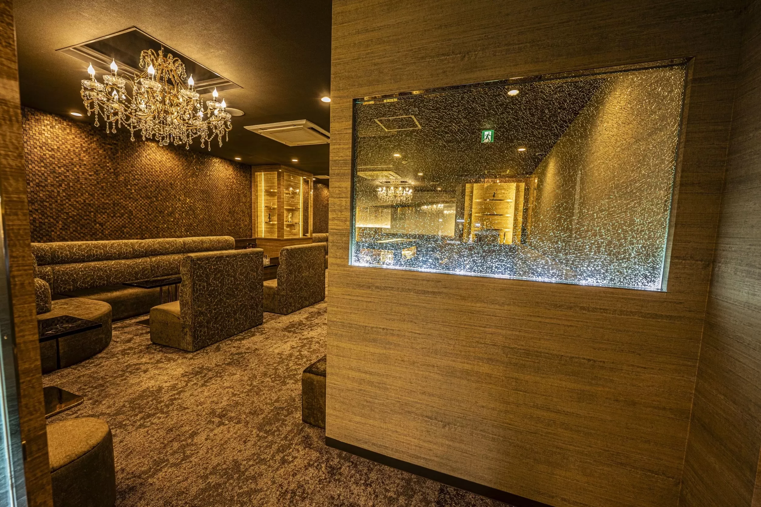 GENTLEMAN'S LUNARIA LOUNGEの店内写真
