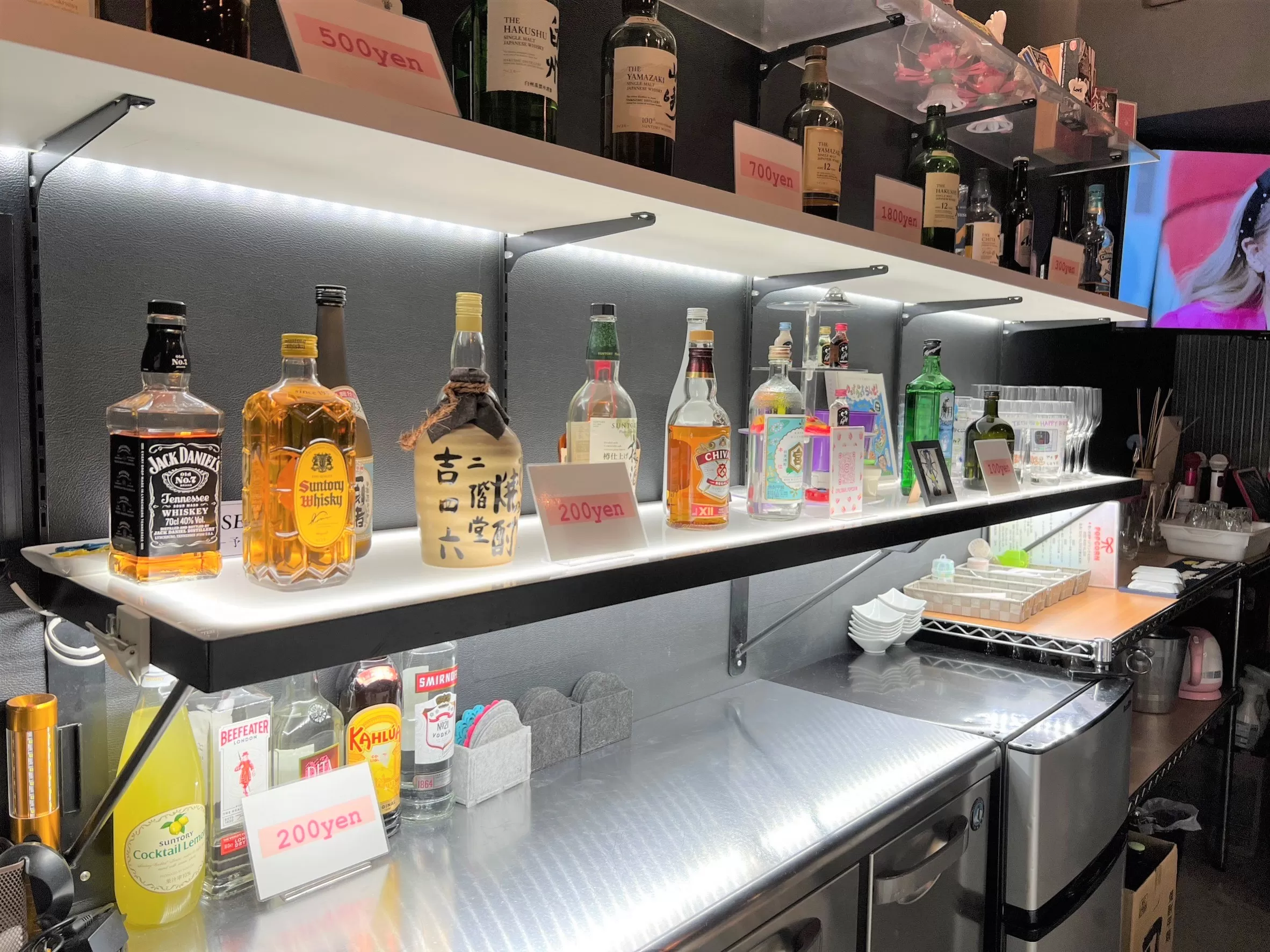 【関内駅】Girls Bar Popcornの店内写真