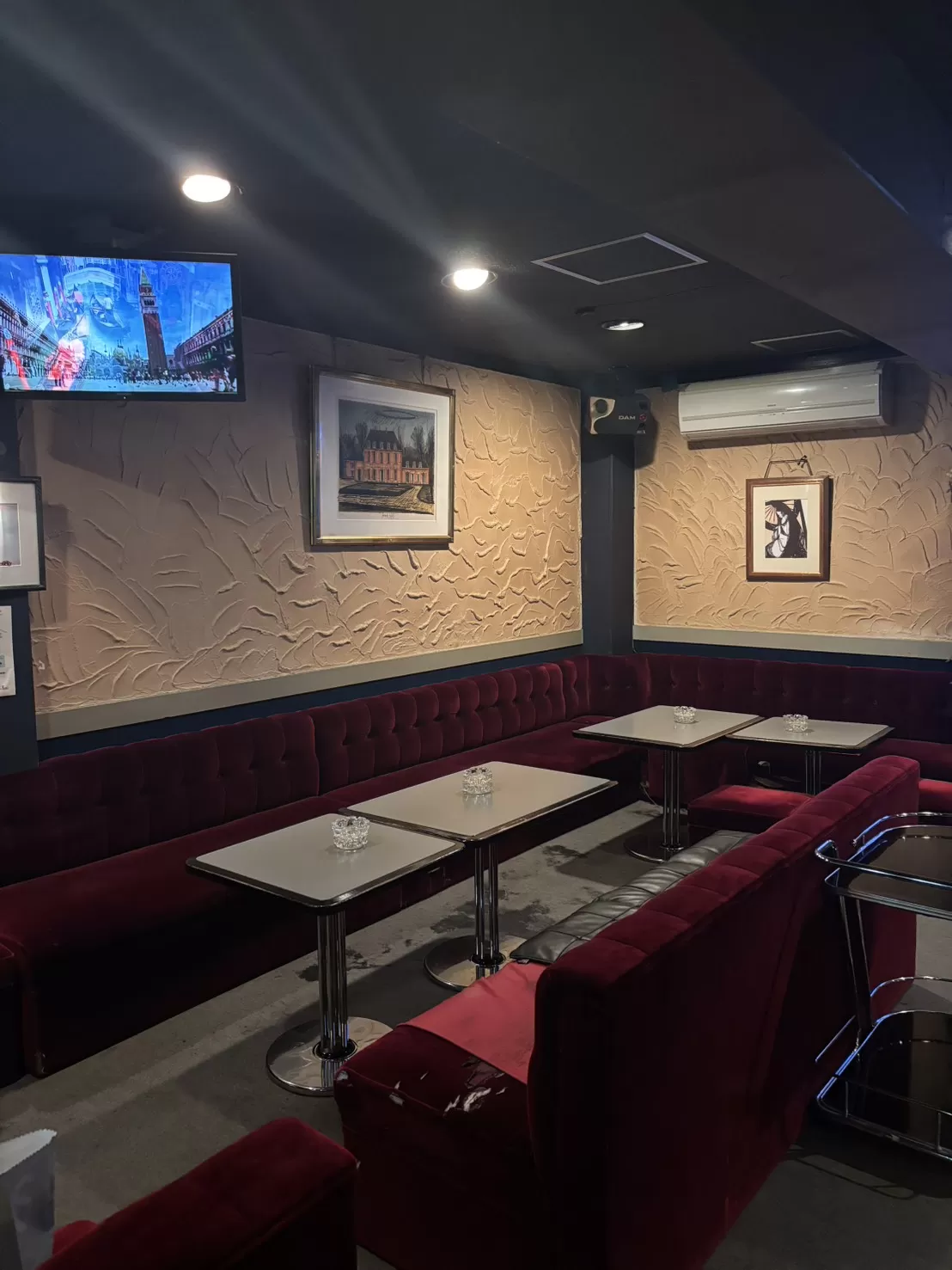 パブ　ゆかりの店内写真