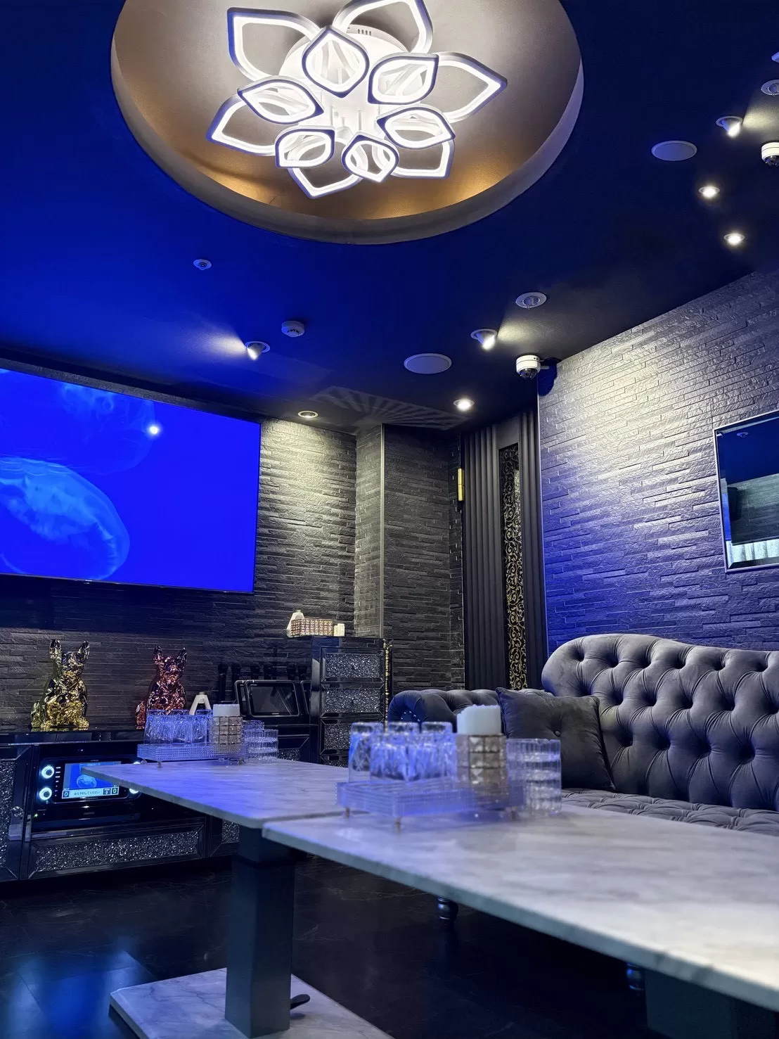 CLUB 年華の店内写真