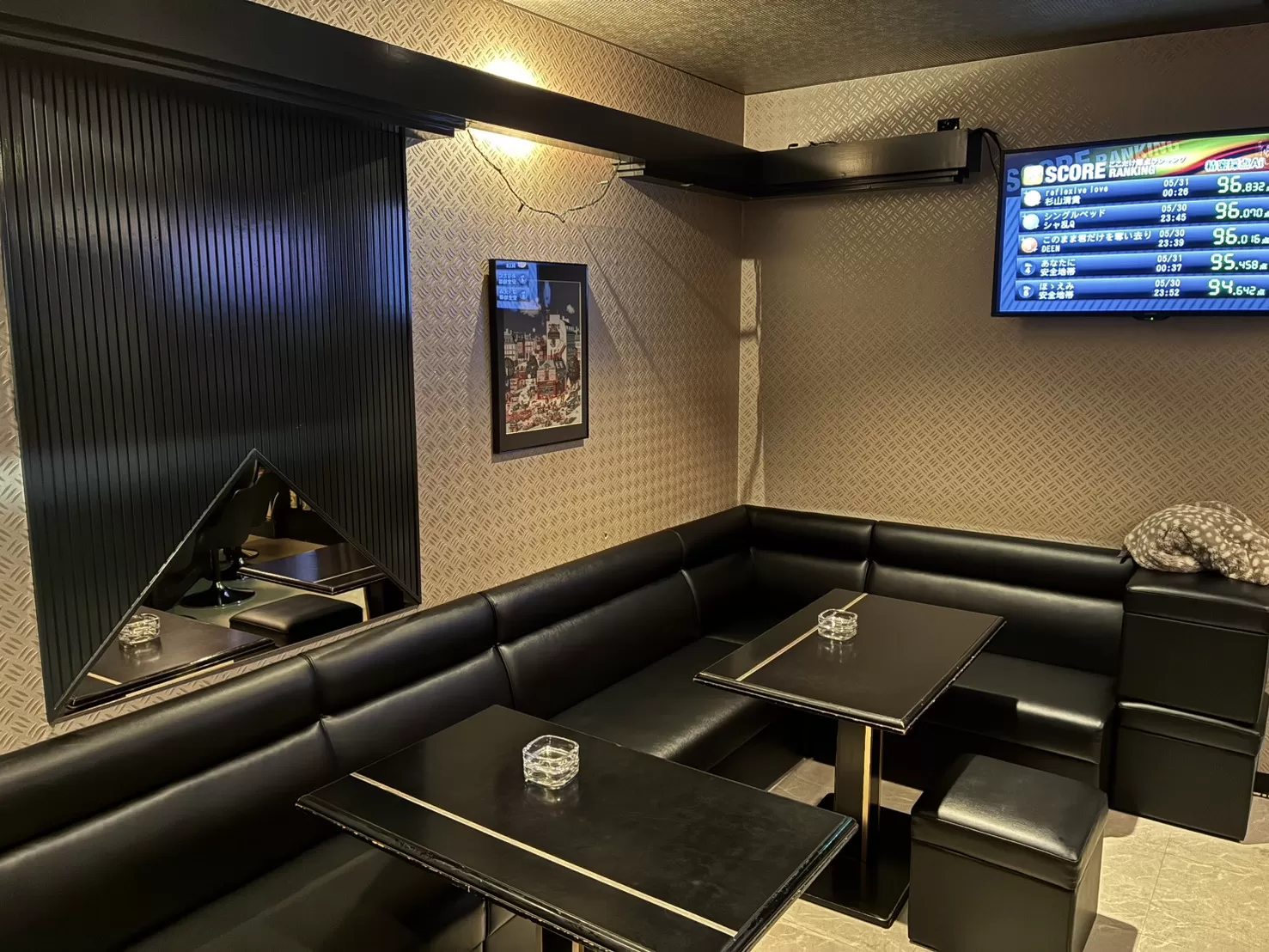 スナック カルネの店内写真