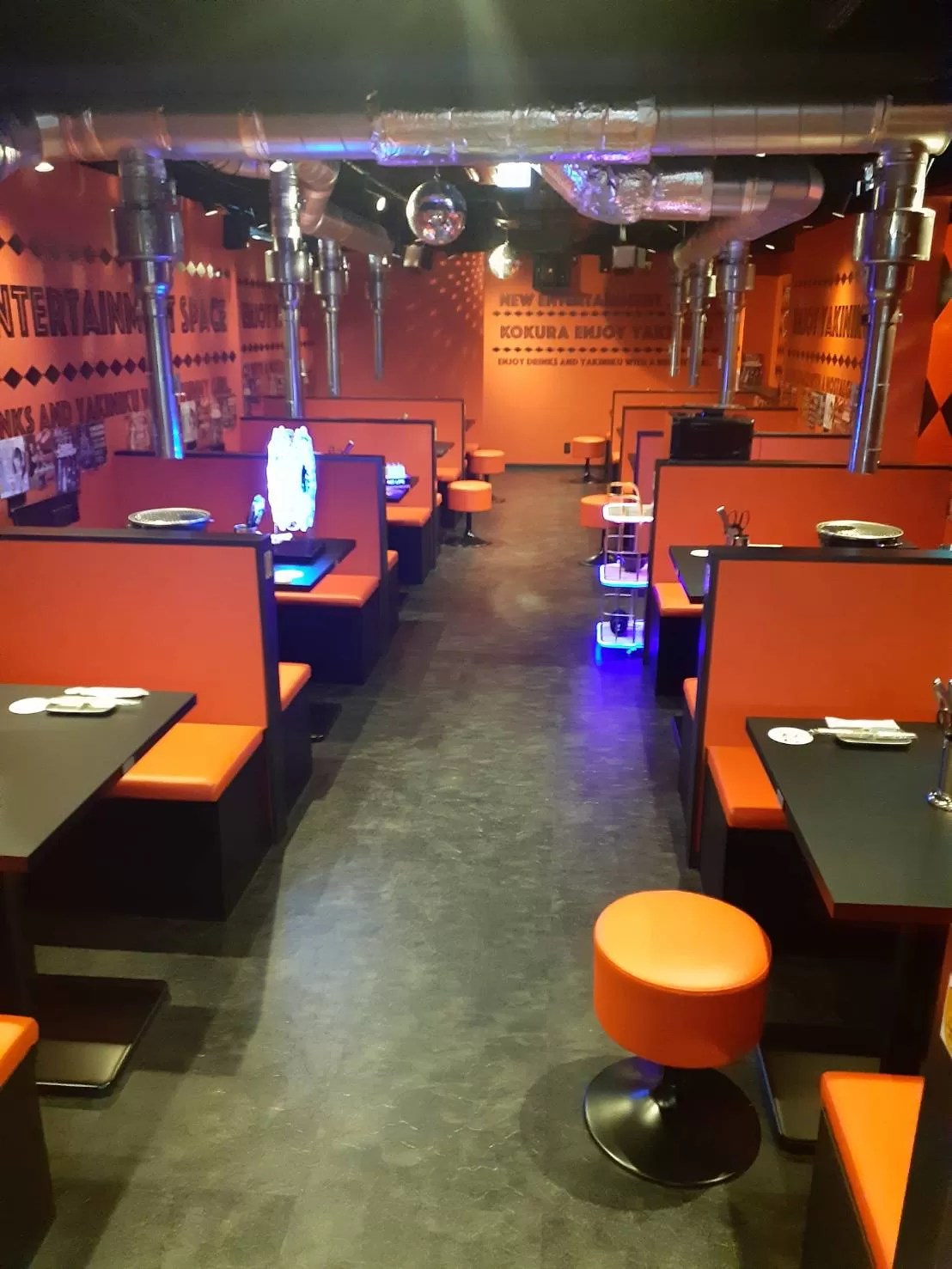 焼肉とバニーガール小倉店の店内写真