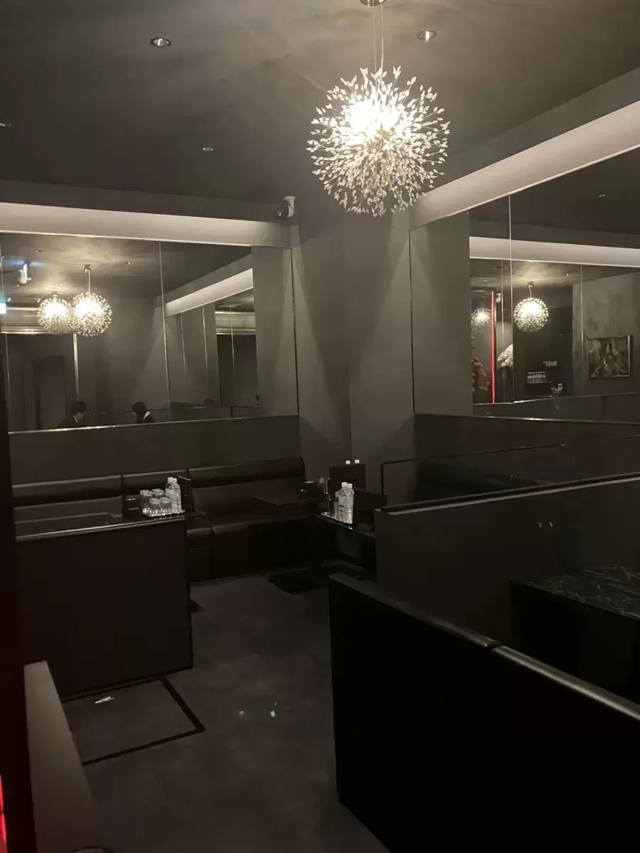 Club Annun（アンヌーン）の店内写真