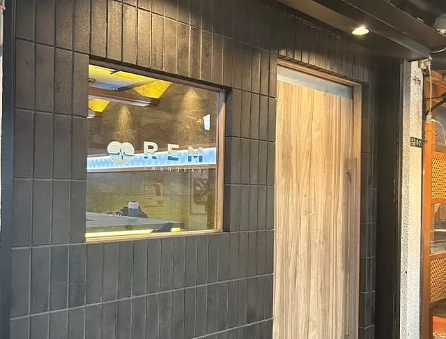TREND BAR REMの店内写真