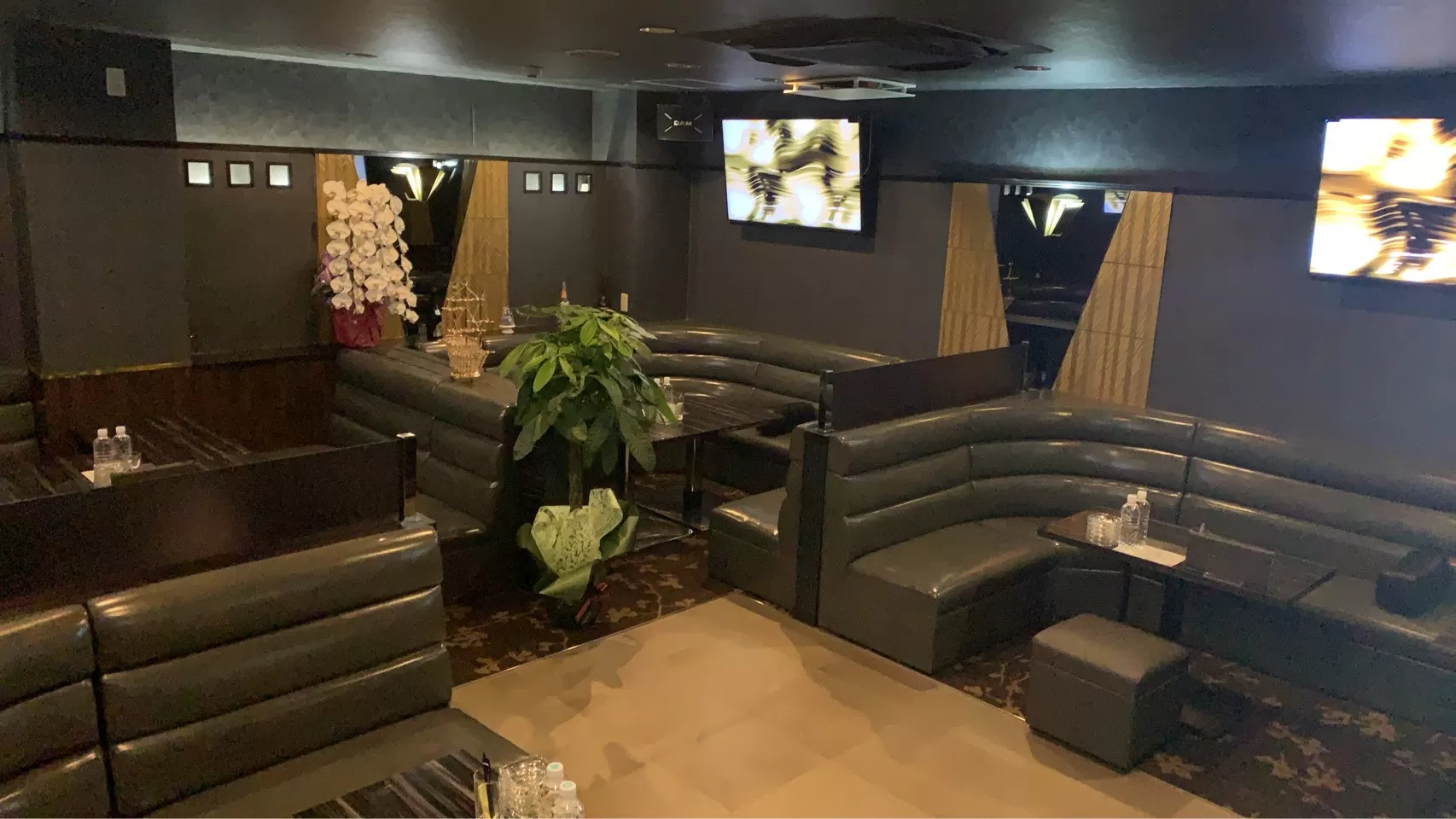 Luxury Lounge YUINOWAの店内写真