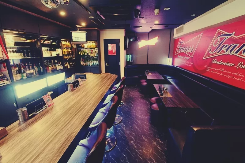 TRANESの店内写真