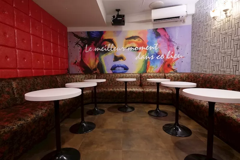 NEW CLUB ONEの店内写真