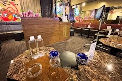 SHUNGA 仙台店の店内写真