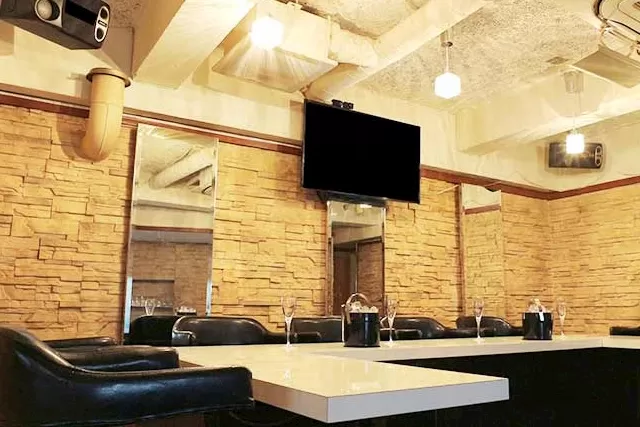 Girls Bar cocottoの店内写真