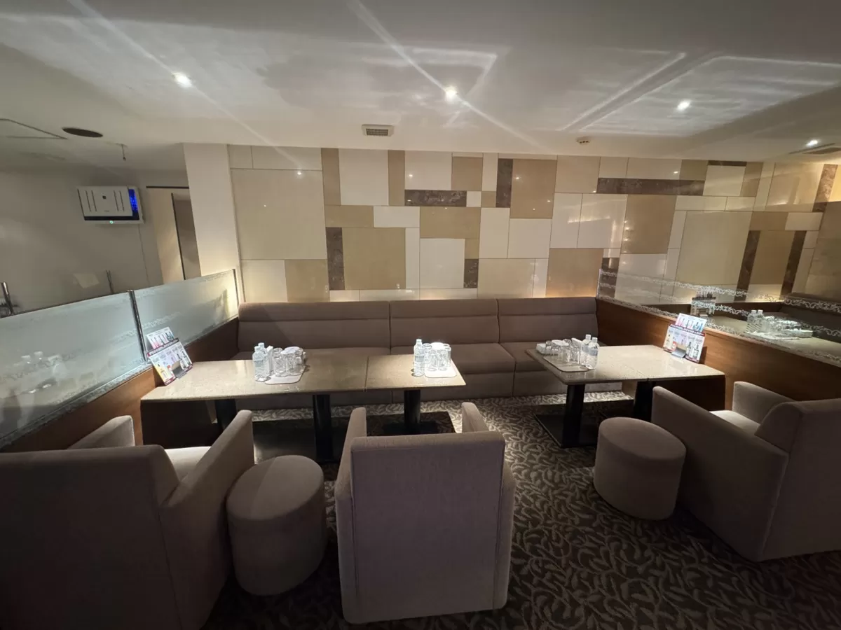 Lounge VIVEREの店内写真