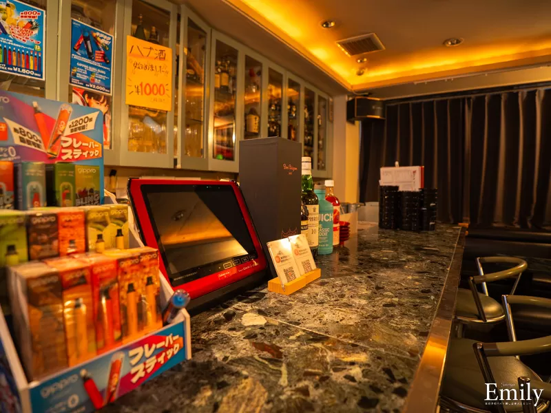 ラウンジBAR cina～シナ～の店内写真