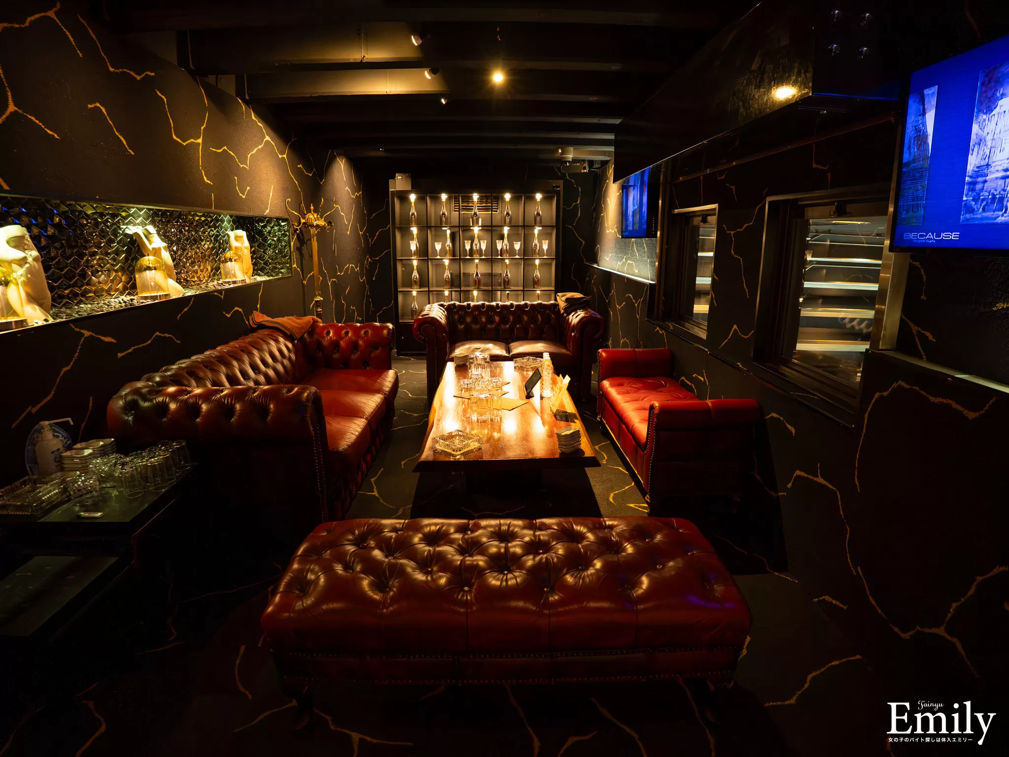 BECAUSEの店内写真