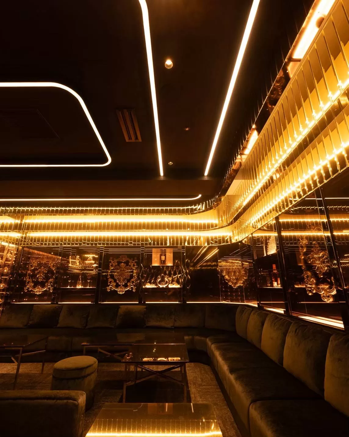 CLUB LIONの店内写真