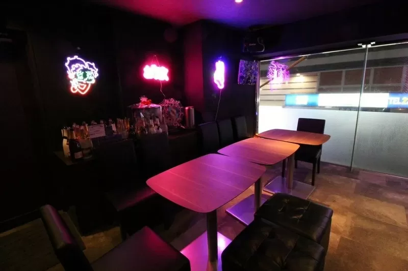 メイド×人妻CONCEPT BAR Ninicaの店内写真