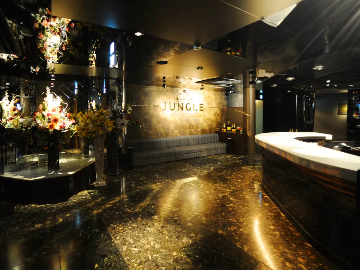 JUNGLE 宮崎の店内写真