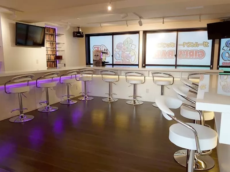 GIRL’SBar Pop Cornの店内写真
