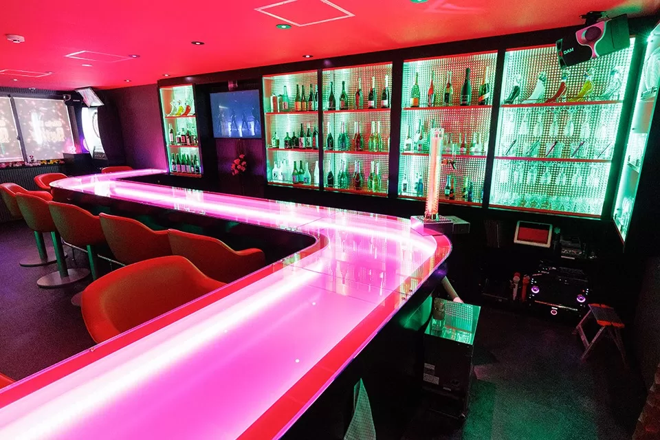 Girls Bar Rutile（ルチル）の店内写真
