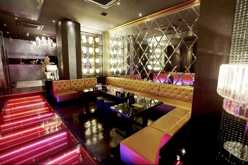 LUXURY CLUB MINTの店内写真