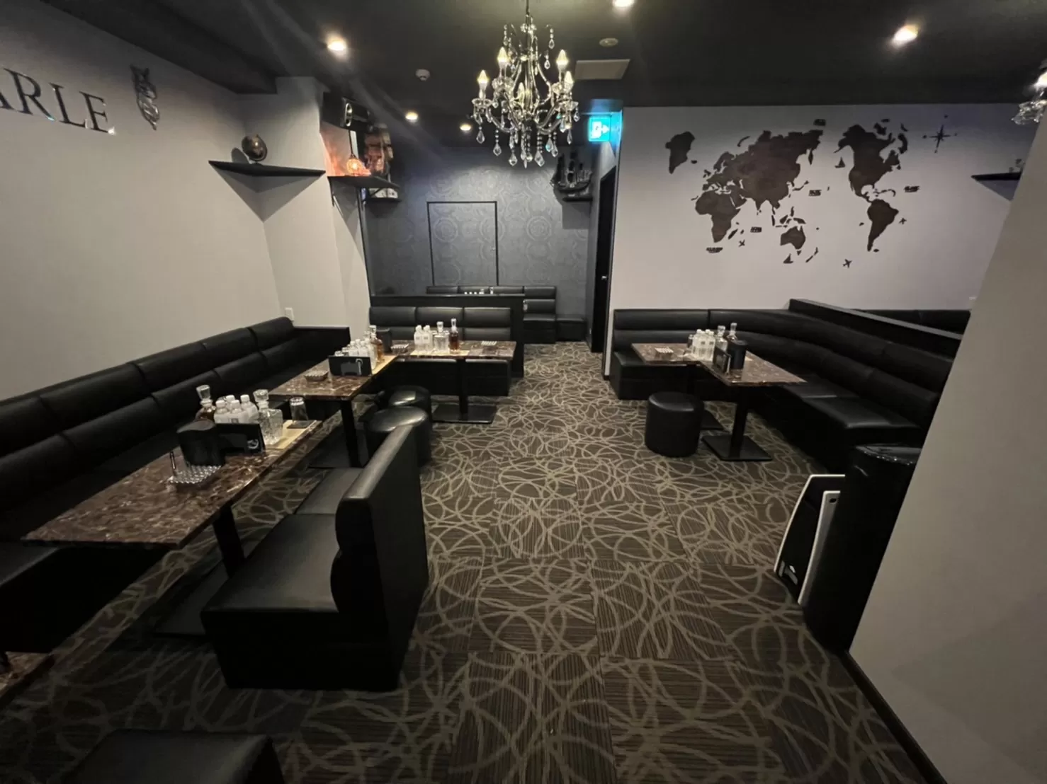 CLUB ALBEMARLEの店内写真