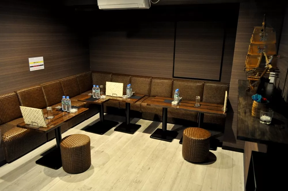 NEW CLUB ROGERの店内写真