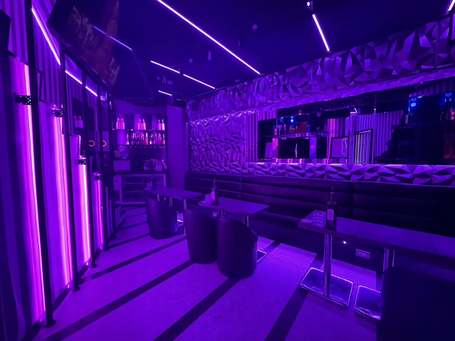Girls Bar PIANISSIMOの店内写真