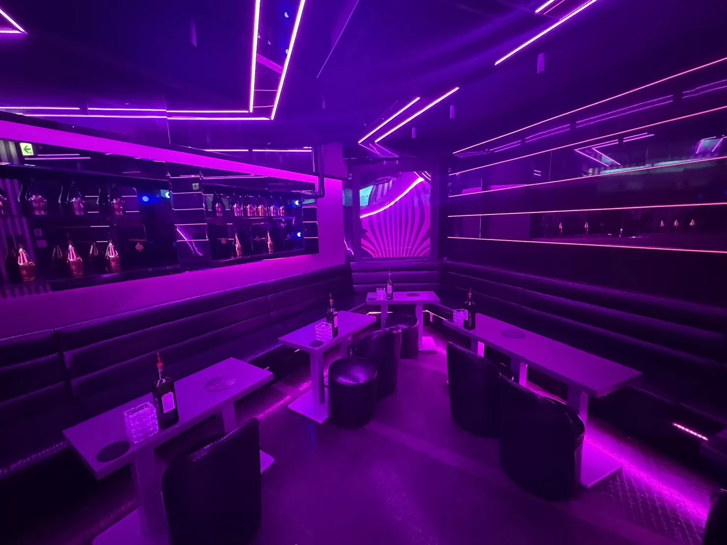 Girls Bar PIANISSIMOの店内写真
