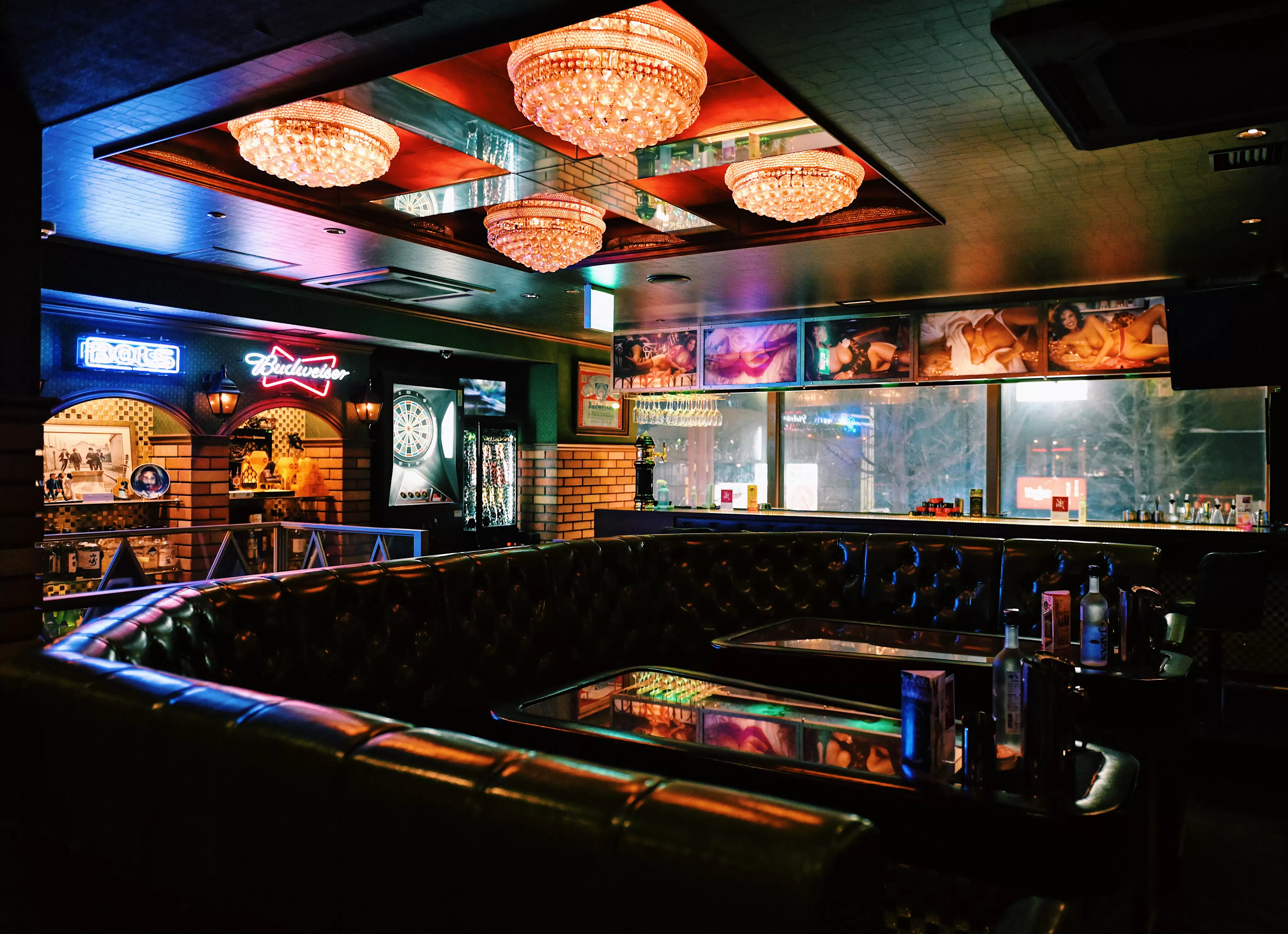 Bunny's Bar MILLION ススキノ南4条通店の店内写真
