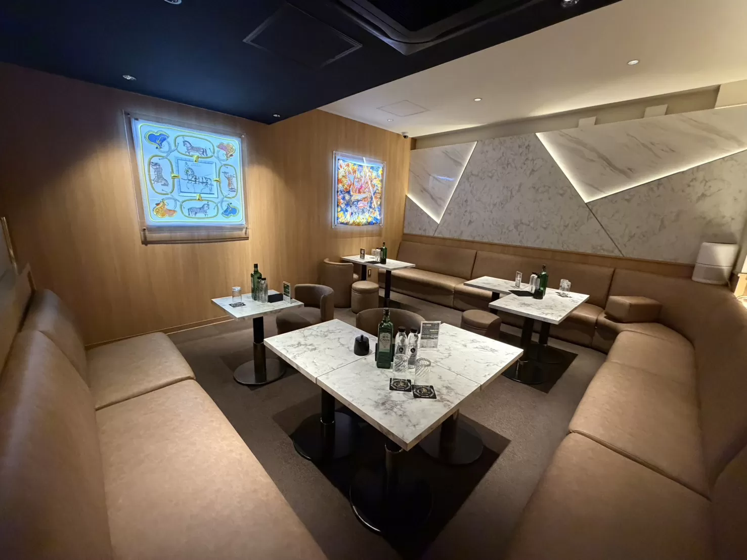 Club Caratの店内写真