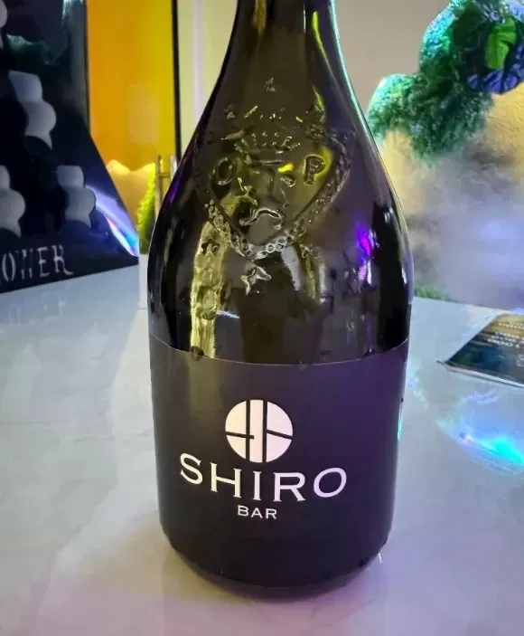 GIRLS BAR SHIROのフォトギャラリー