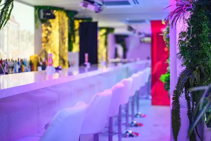GIRLS BAR SHIROの店内写真