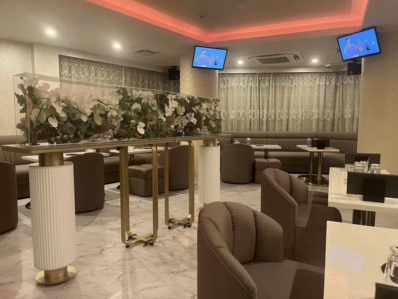 Lounge THE MOONの店内写真