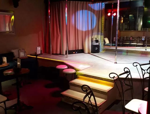 VICTORIA RUNWAYの店内写真