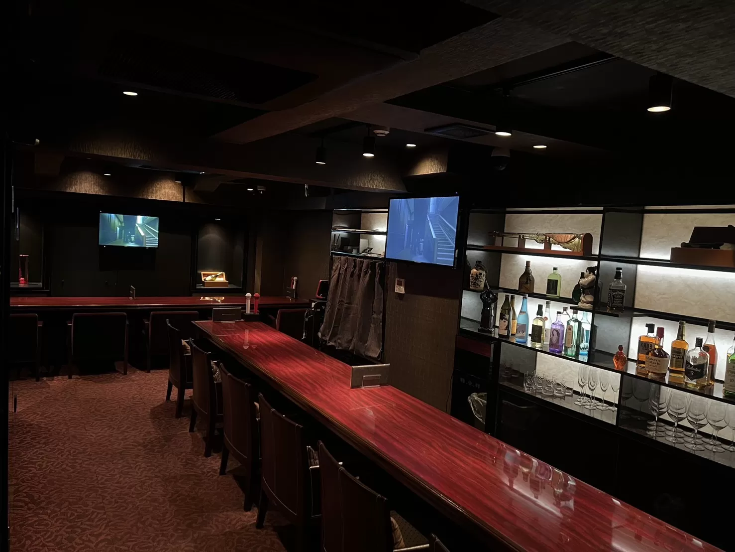 Girls Bar Luluの店内写真