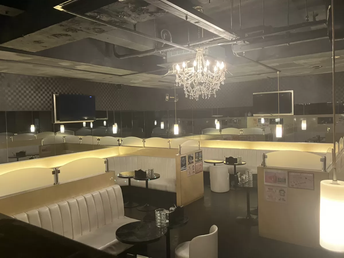ClubLounge EDENの店内写真