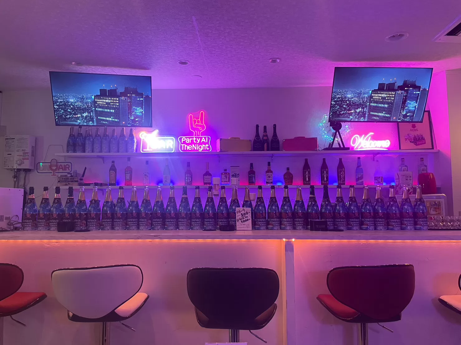 大宮　Cafe Bar PLATINUMの店内写真